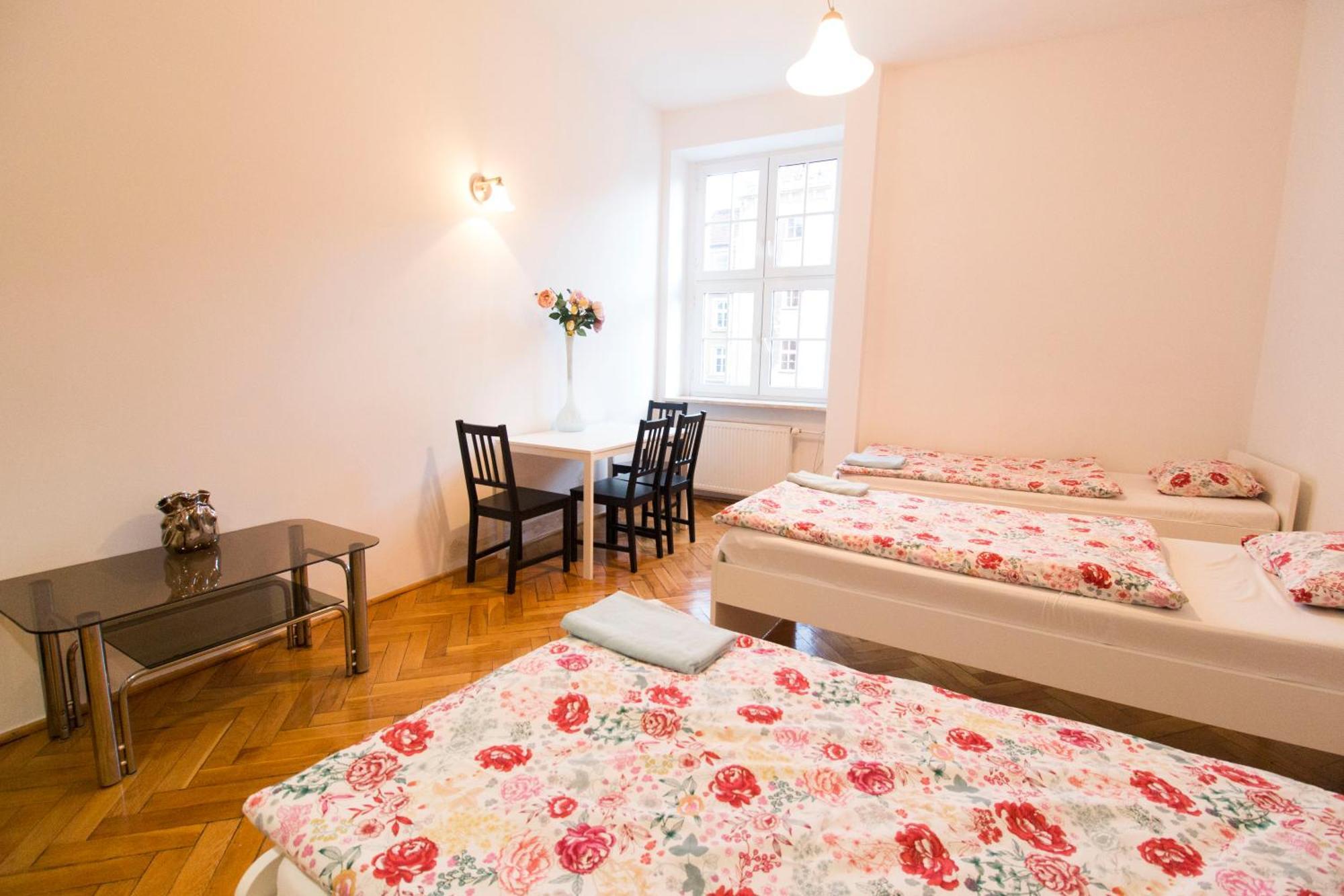Appartamento Happyestate Ul Rynek Old Town Breslavia Esterno foto