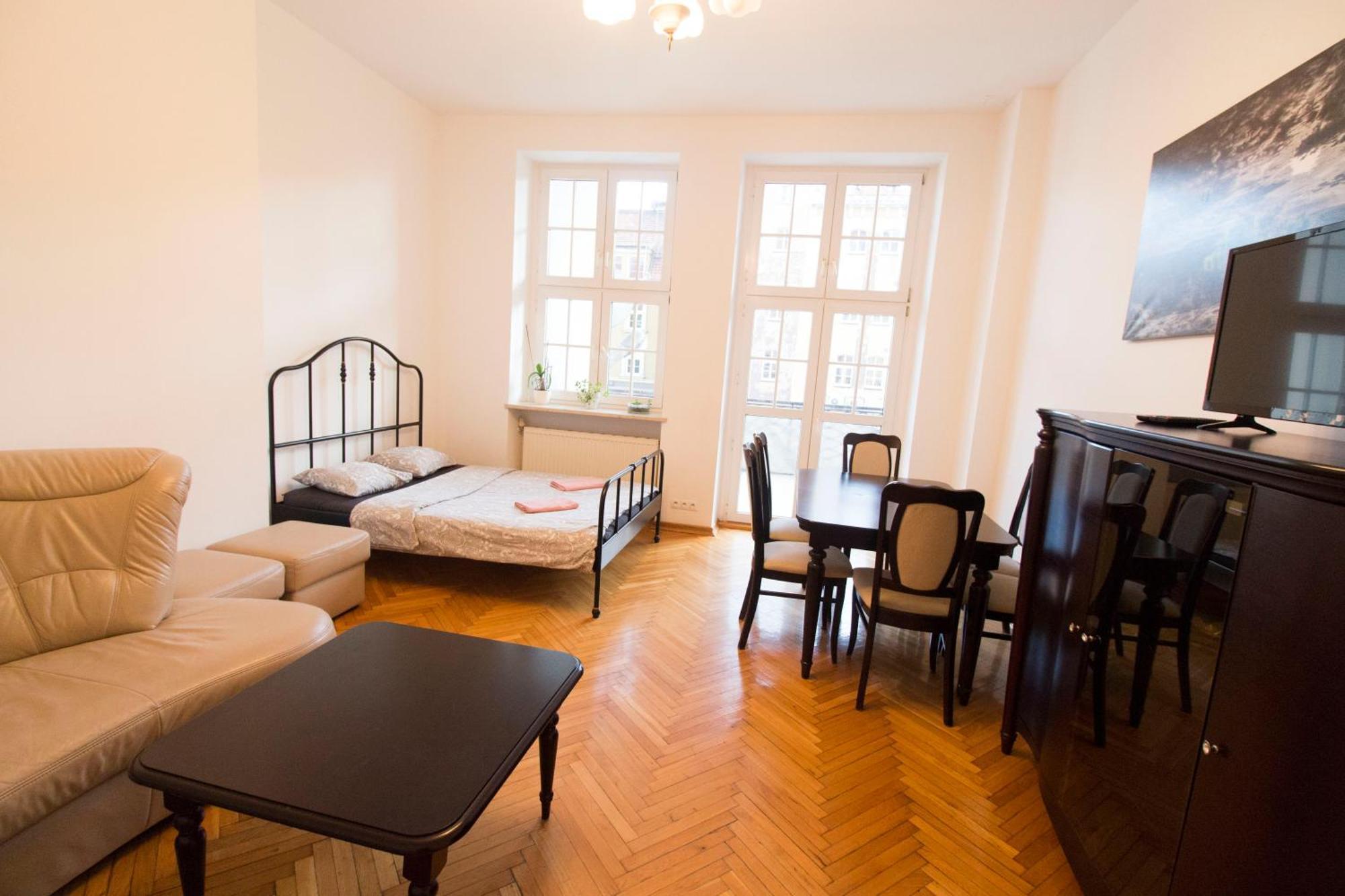 Appartamento Happyestate Ul Rynek Old Town Breslavia Esterno foto